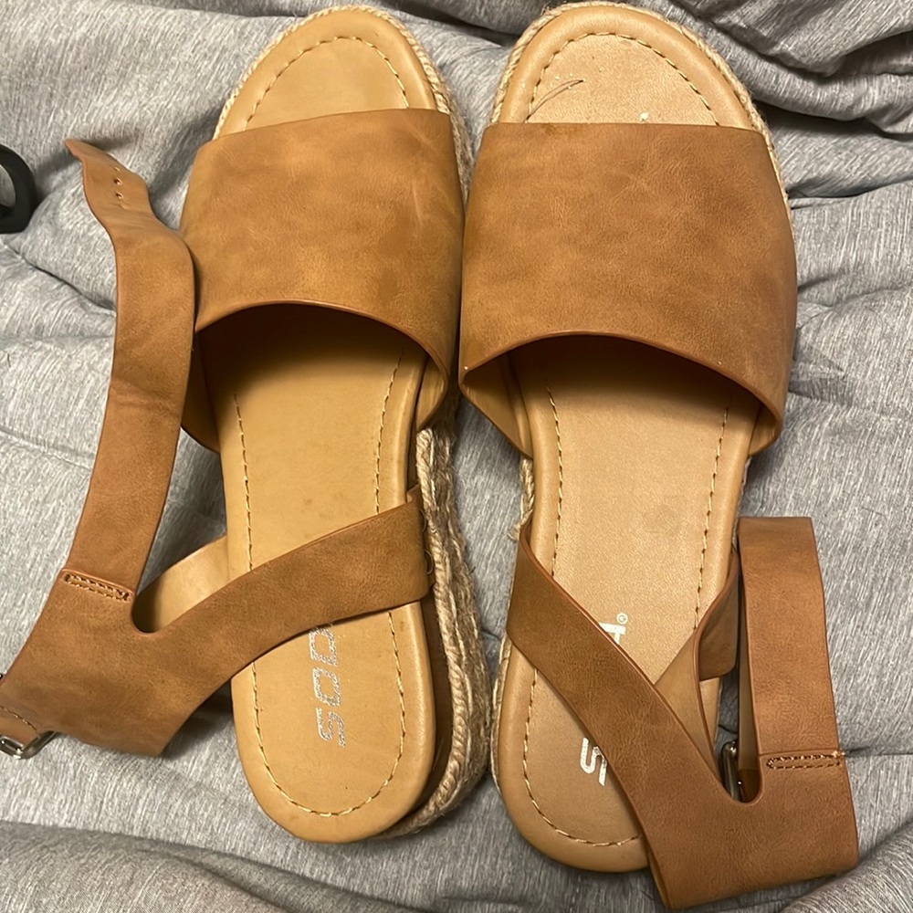 Soda shoes